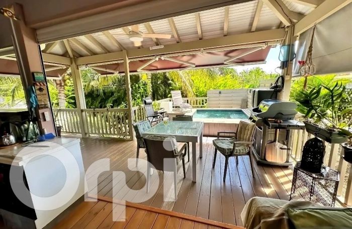 Vente Immeuble 132m&sup2; 6 pi&#232;ces Saint François