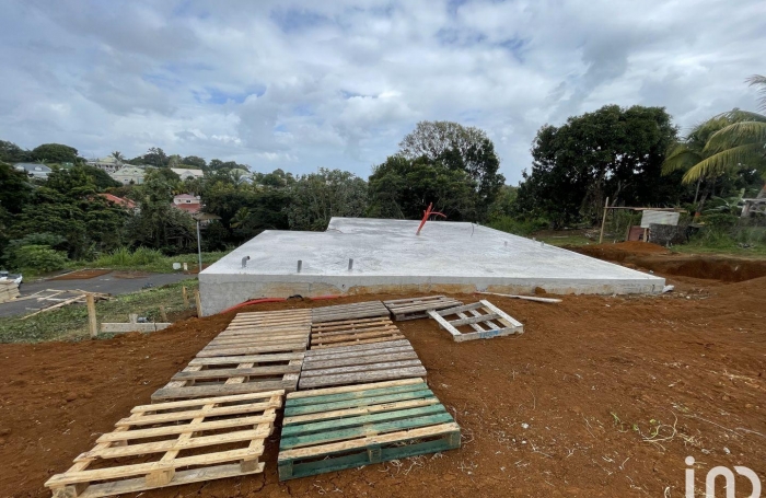 Vente Maison 95m&sup2; 4 pi&#232;ces Petit-Bourg