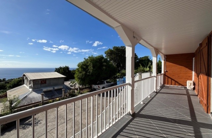 Appartement vue sur mer - Longfort Immobillier !