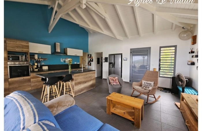 Vente Maison 89m&sup2; 4 pi&#232;ces Bouillante