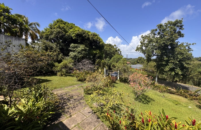 Exclusivité sur le Lamentin spacieuse villa de 5 pièces à vendre