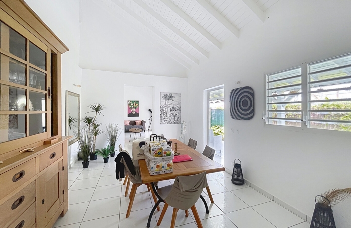 Location Maison 99m² 4 pièces Lamentin