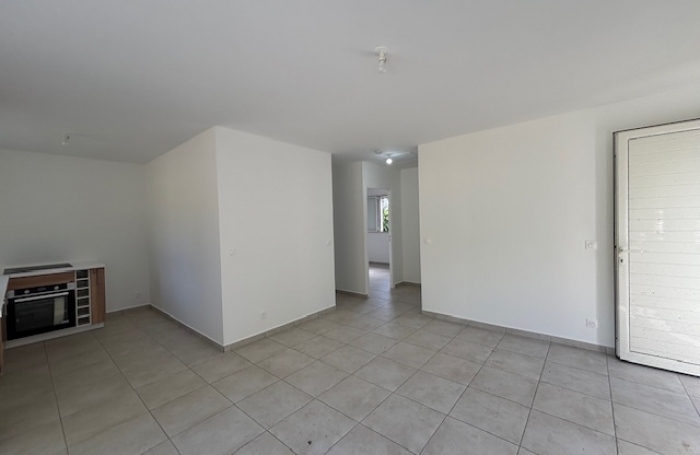 Maison individuelle de type trois - LONGFORT IMMOBILIER