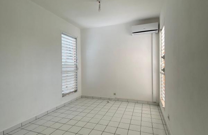 Location Appartement 54.06m&sup2; 3 pi&#232;ces Sainte Rose