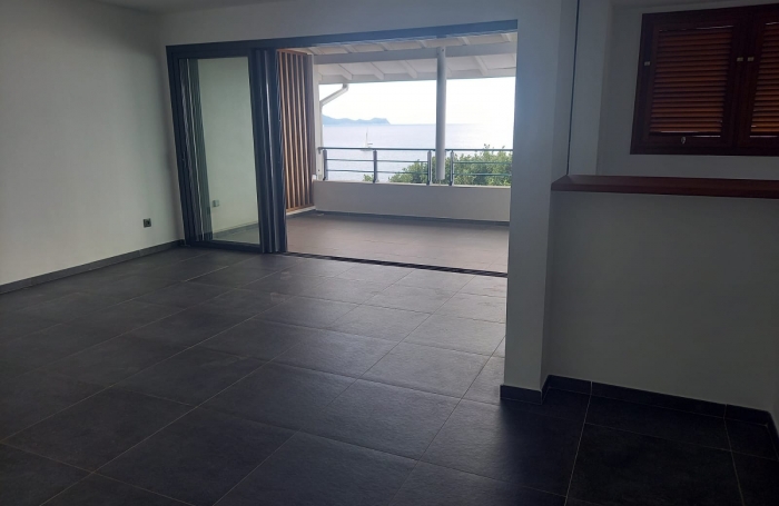 VIEUX FORT : Résidence La Rose Des Vents,  L'Octant, T4 DPLEX + Bureau No28