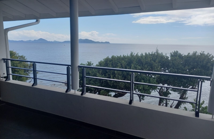 VIEUX FORT : Résidence La Rose Des Vents,  L'Octant, T4 DPLEX + Bureau No28