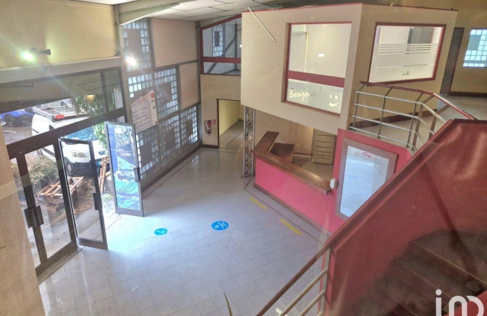 Vente Local commercial 642m&sup2; Baie Mahault