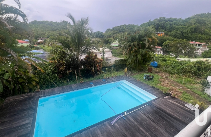 Vente Maison 145m&sup2; 5 pi&#232;ces Gosier