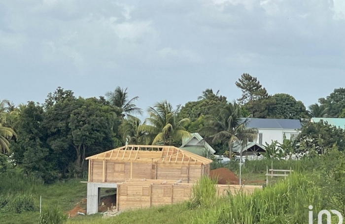 Vente Maison 95m&sup2; 4 pi&#232;ces Petit-Bourg