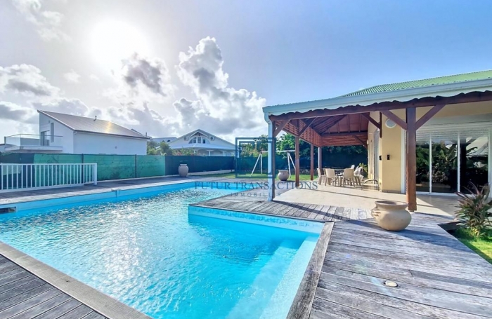 Location Maison 161m&sup2; 4 pi&#232;ces Saint François