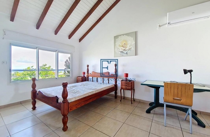 Location Maison 161m&sup2; 4 pi&#232;ces Saint François