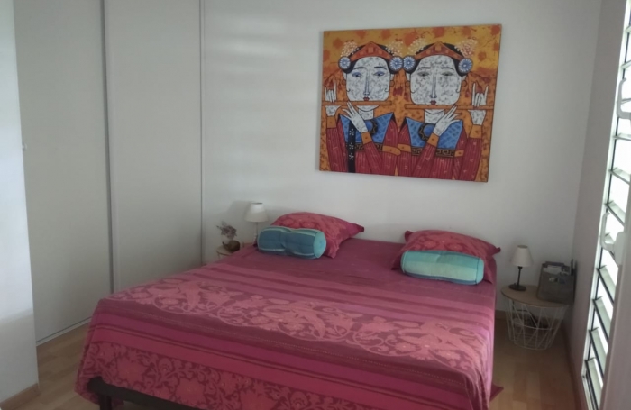 AGREABLE APPARTEMENT DE TYPE T4