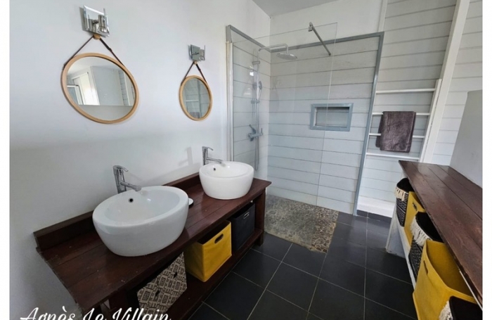 Vente Maison 72m&sup2; 3 pi&#232;ces Pointe-Noire