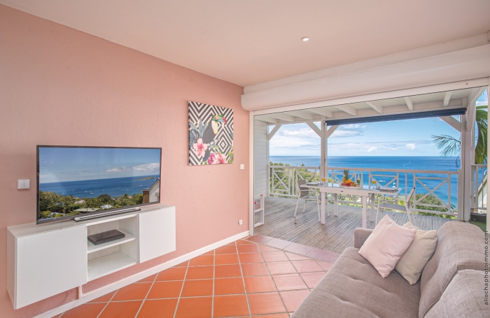 Bouillante Exceptionnel ensemble immobilier de 6 appartements avec Vue Imprenable sur la mer !