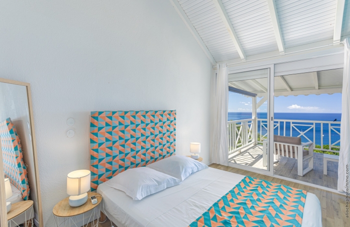 Bouillante Exceptionnel ensemble immobilier de 6 appartements avec Vue Imprenable sur la mer !