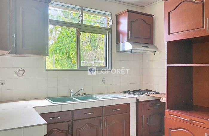 Location Maison 79.45m² 4 pièces Gosier