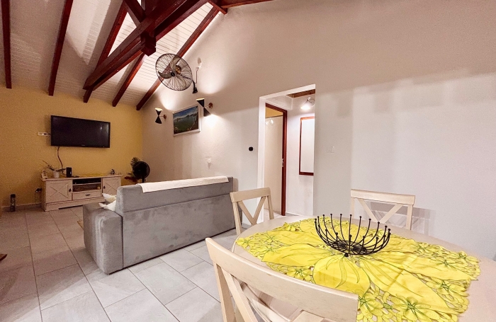 Maison 2 pièces - Les Abymes