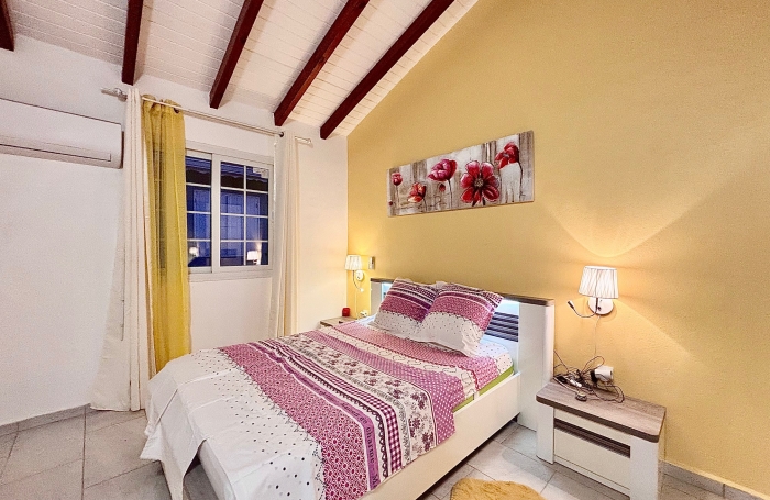 Maison 2 pièces - Les Abymes