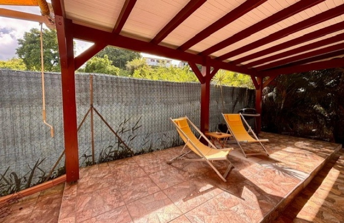 Maison 2 pièces - Les Abymes