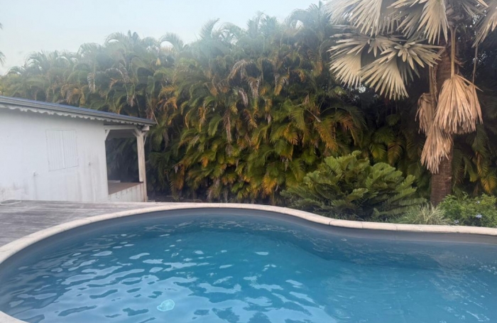 Location Maison 94m&sup2; 5 pi&#232;ces Saint Claude