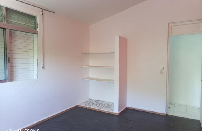 Location Maison 200m&sup2; 10 pi&#232;ces Gosier