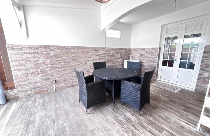 Appartement 3 pièces tout confort avec terrasse  à Morne à l'Eau - Agence LONGFORT IMMOBILIER