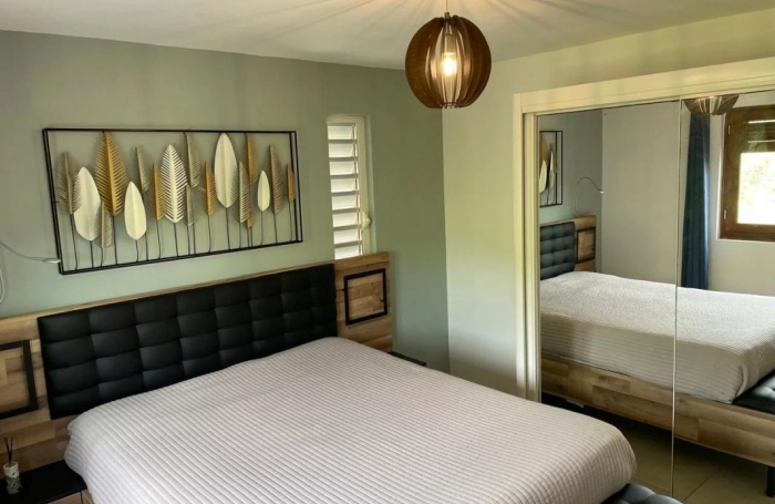 Vente Maison 78.25m&sup2; 3 pi&#232;ces Sainte Rose