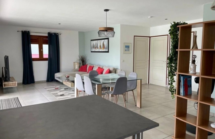 Vente Maison 78.25m&sup2; 3 pi&#232;ces Sainte Rose
