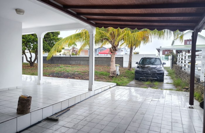 Maison 4 chambres à 10 min à pied du lycée de Ste-Anne