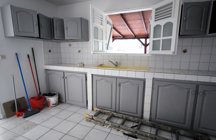 Maison 4 chambres à 10 min à pied du lycée de Ste-Anne