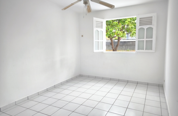 Maison 4 chambres à 10 min à pied du lycée de Ste-Anne