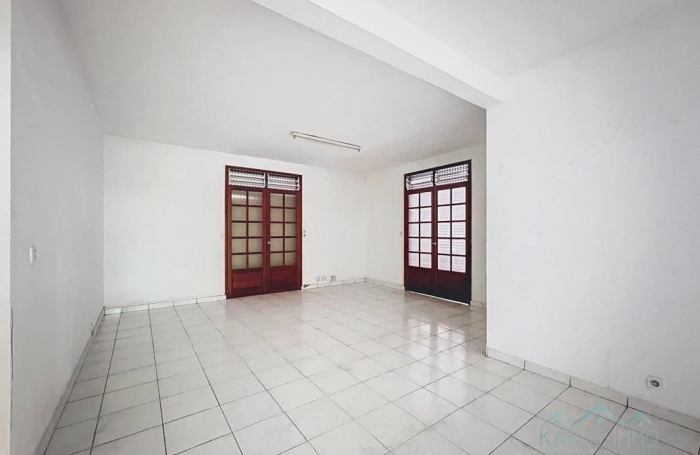 Vente Maison 265m&sup2; 10 pi&#232;ces Gosier