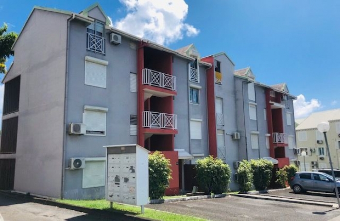 Location Appartement 97122