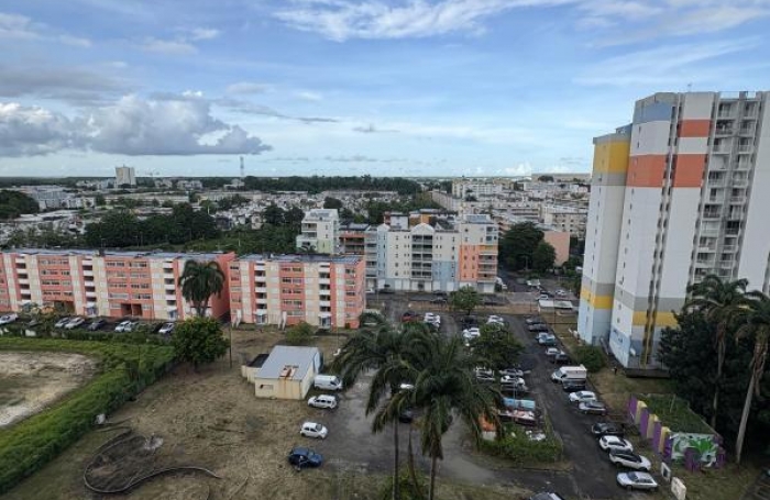 Vente Appartement 68m&sup2; 5 pi&#232;ces Pointe-à-Pitre