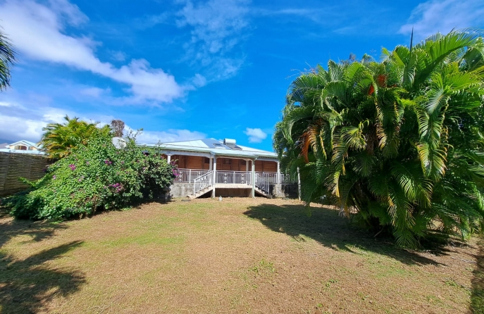 MAISON F4 DANS LOTISSEMENT, IDEALEMENT SITUEE