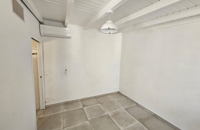 SUPERBE MAISON A LOUER A BAIE-MAHAULT