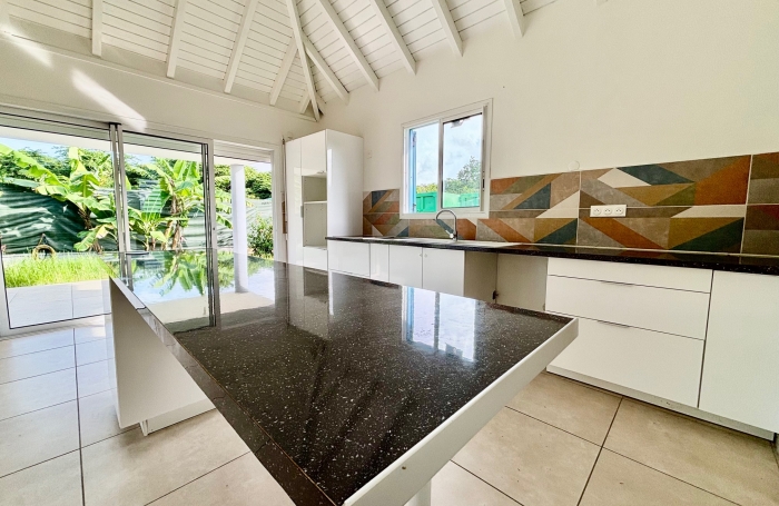 Maison 4 pièces  -  Baie-Mahault