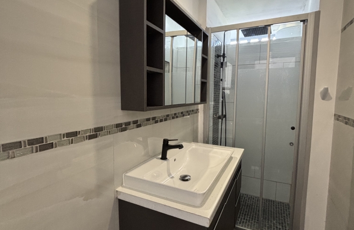 Colocation pour étudiante 3 chambres sur la commune de Pointe-à-Pitre 450€ la chambre