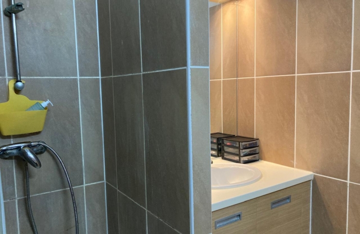 SAINT-CLAUDE, APPARTEMENT T3 RESIDENCE SECURISEE AVEC PISCINE- TERRASSE VUE MER ET MONTAGNE