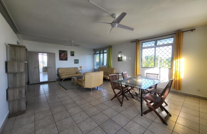 Vente Maison 174m&sup2; 7 pièces Gosier