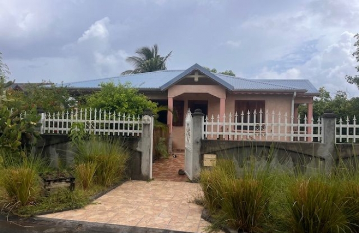 Vente Maison 78m&sup2; 4 pi&#232;ces Anse-Bertrand