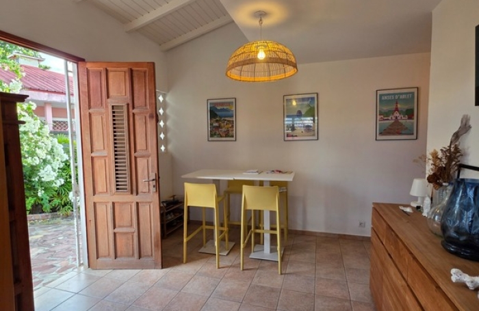 Vente Maison 320m&sup2; 7 pièces Les Abymes