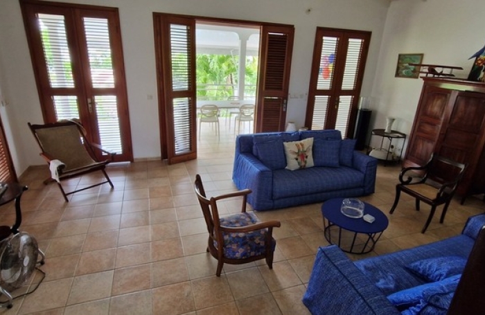 Vente Maison 320m&sup2; 7 pièces Les Abymes