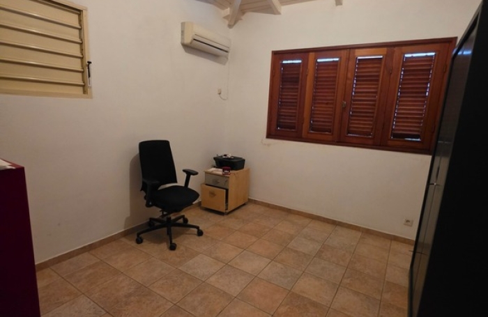 Vente Maison 320m&sup2; 7 pièces Les Abymes