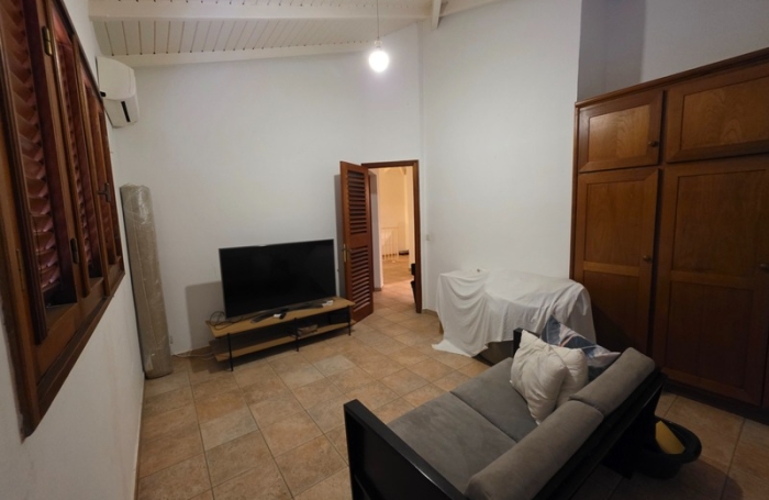 Vente Maison 320m&sup2; 7 pièces Les Abymes