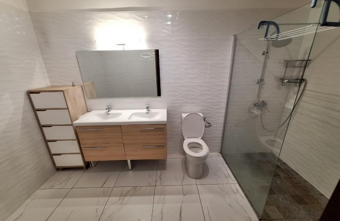 Location Appartement 170.63m&sup2; 4 pi&#232;ces Baillif