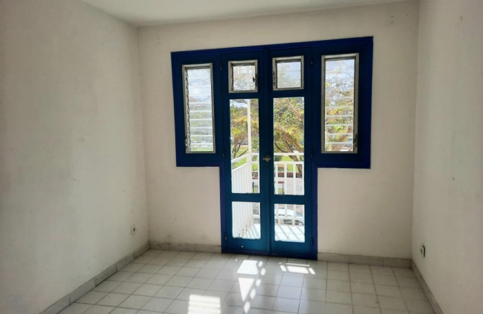 Location Bureaux 97110