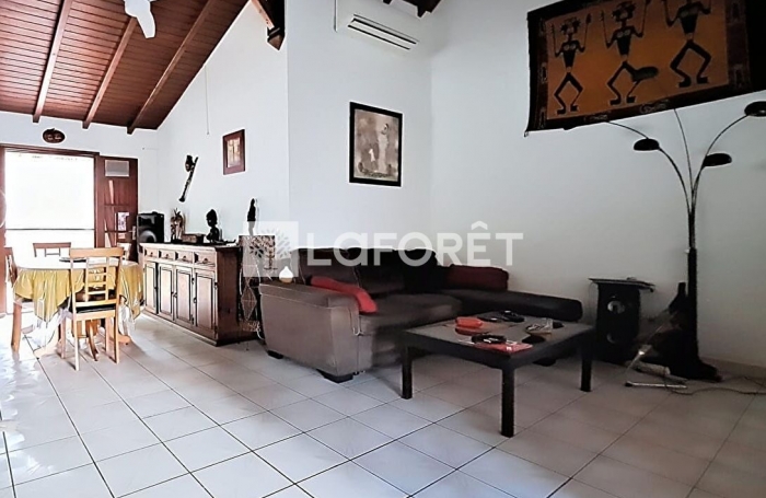 Vente Maison 90.75m² 4 pièces Lamentin