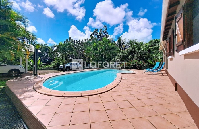 Vente Maison 90.75m² 4 pièces Lamentin