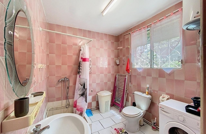 Location Appartement 29.62m² 1 pièce Gourbeyre